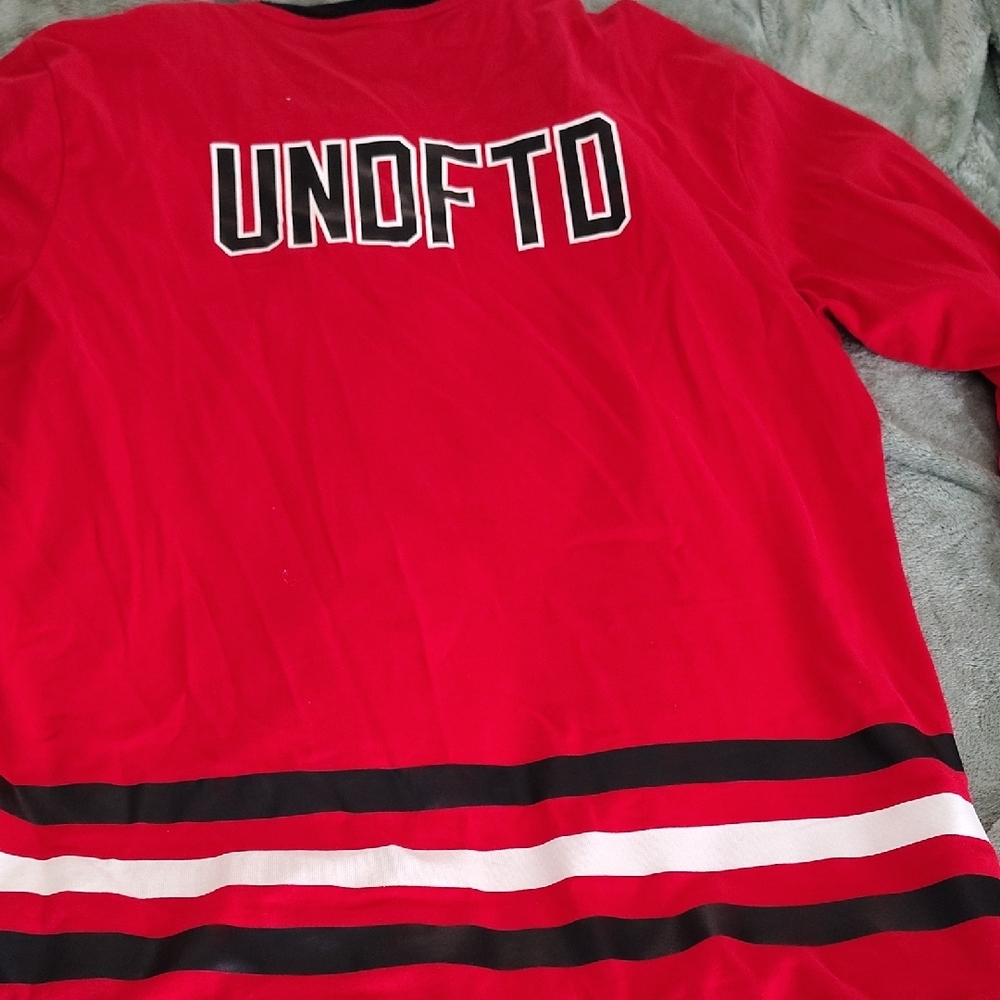 Undefeated - Picture 4 of 4